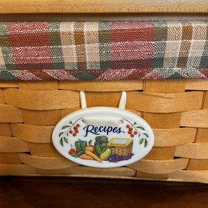 VINTAGE Longaberger Recipe Basket 2000